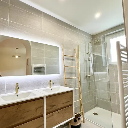 L'auboise Grand Jardin Parking Privee 4 A 6 Personnes *